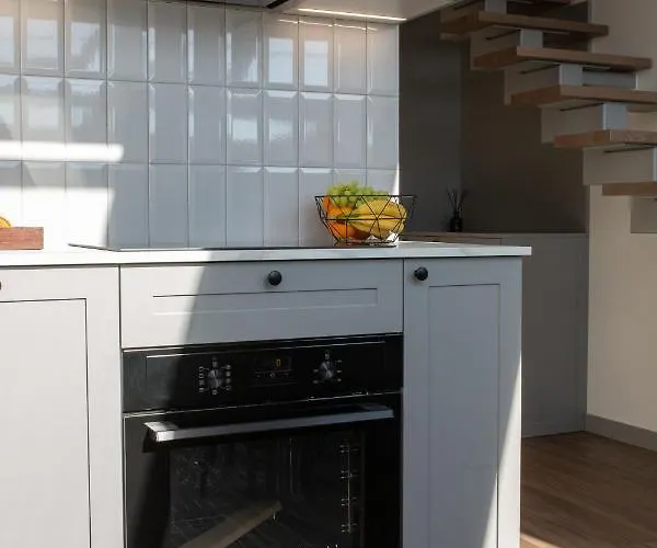 M8 Modern Two-floor Апартаменты