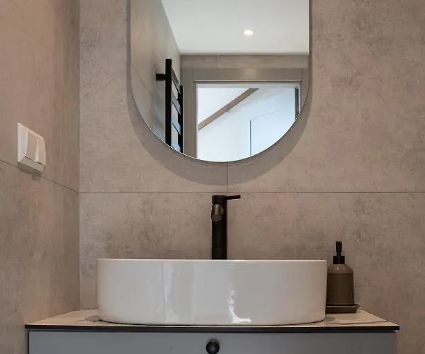 M8 Modern Two-floor Апартаменты